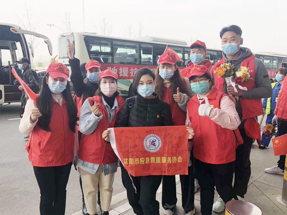 房投青年，致敬醫療工作者！天地“遼”闊，感謝“寧”全力以赴守護襄陽(yáng)！